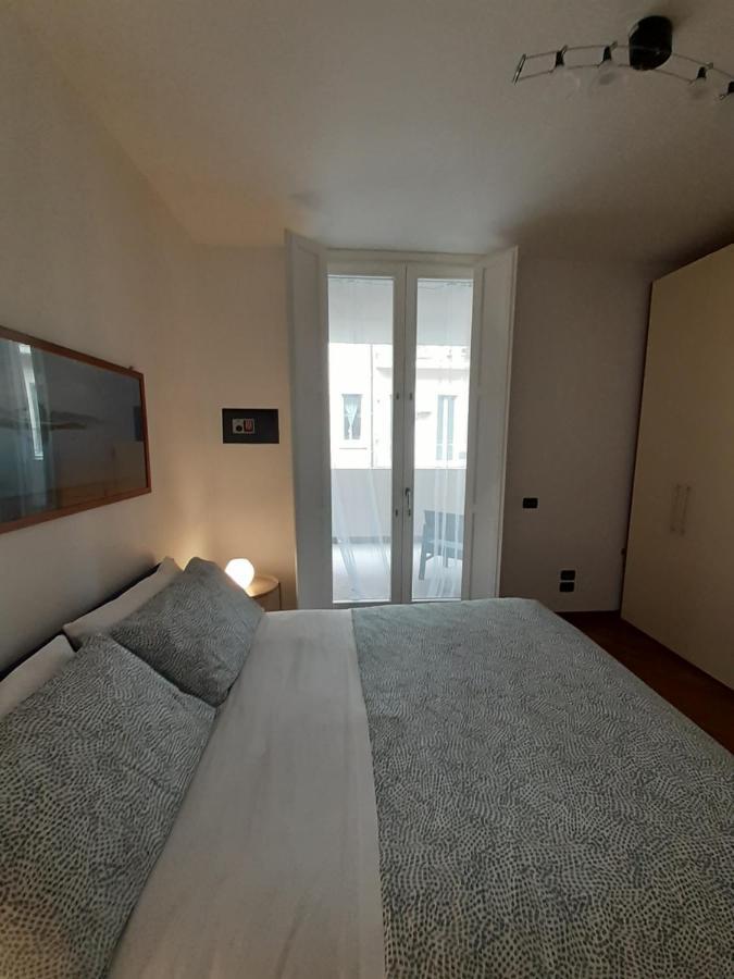 Olimpia Apartment City Center サレルノ エクステリア 写真